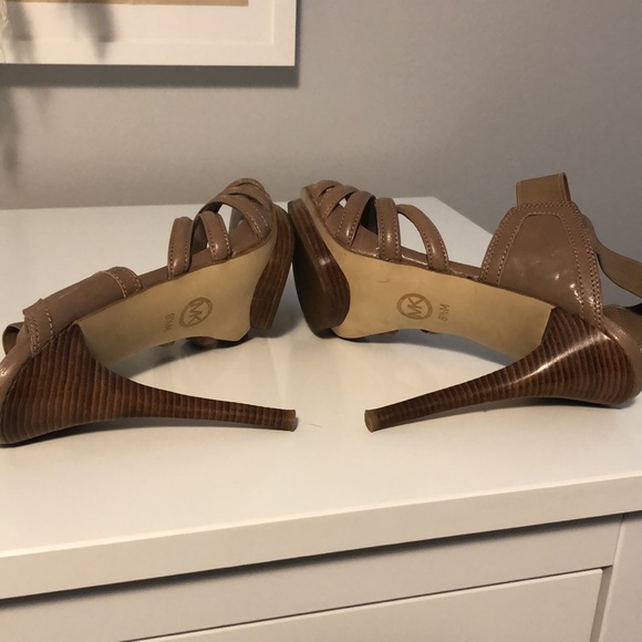 Pink/ Nude Micheal Kors Strappy High heels - Picture 3 of 4